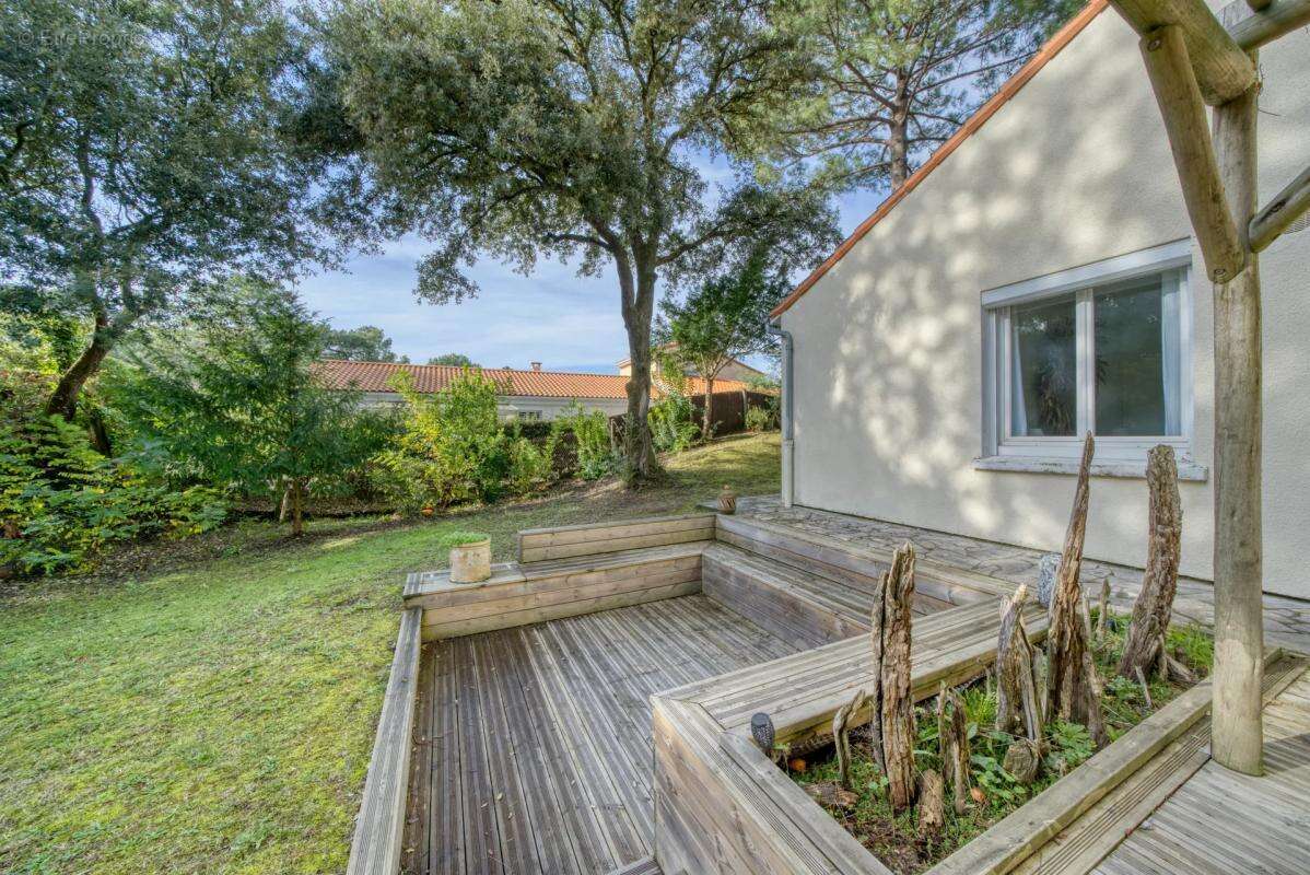 Maison à MESCHERS-SUR-GIRONDE