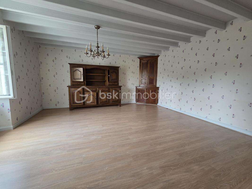 Maison à LA MAGDELEINE