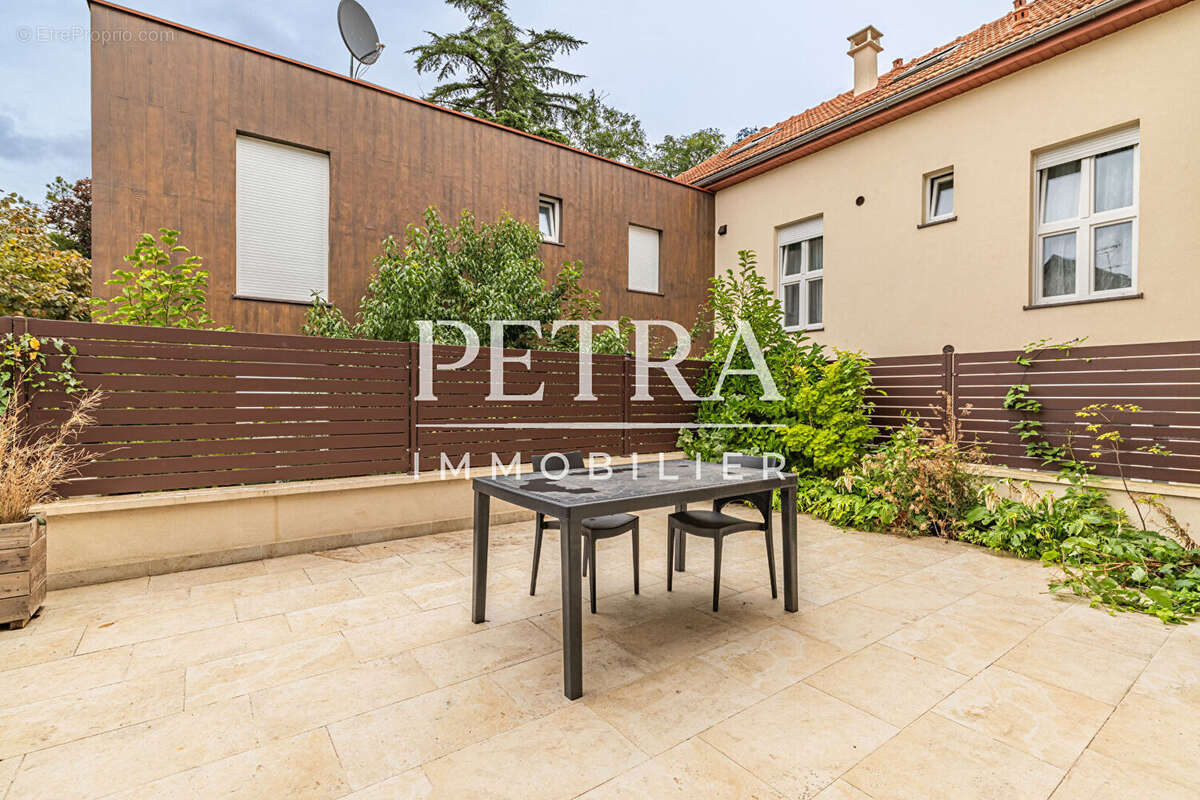 Maison à L&#039;HAY-LES-ROSES