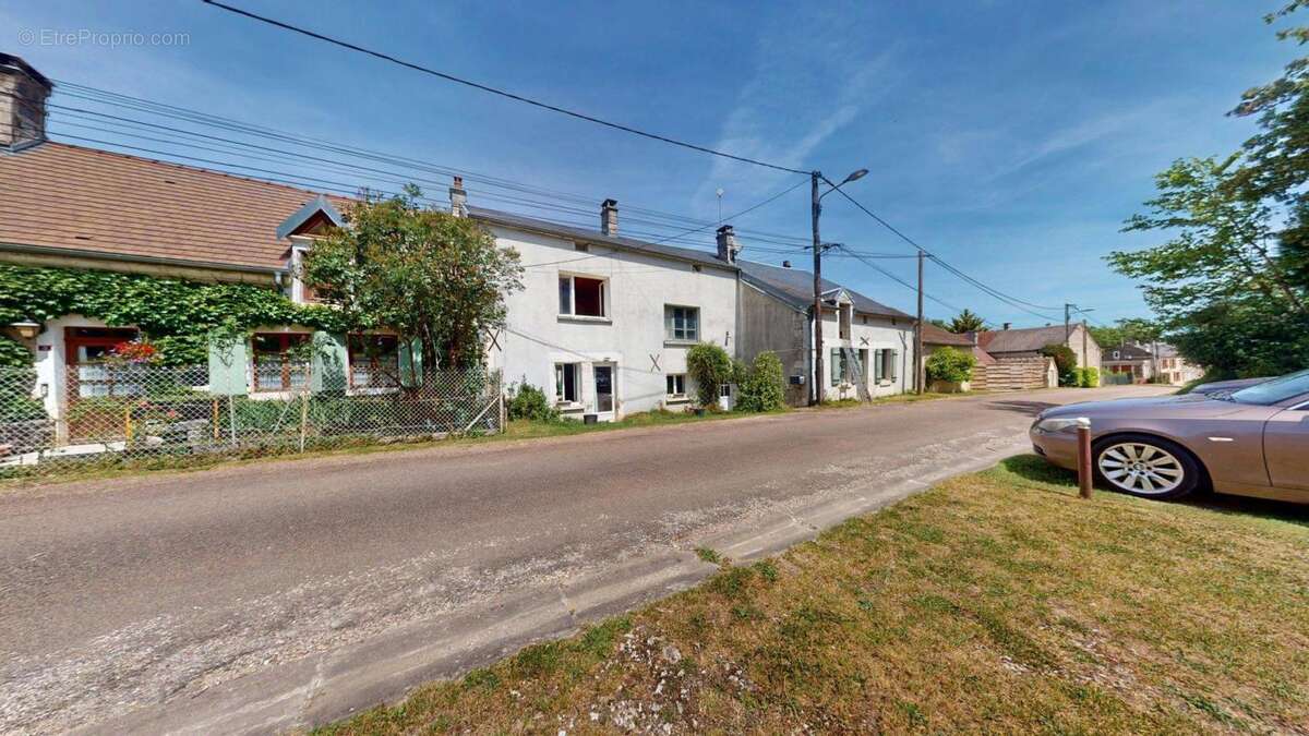Maison de charme - 3 pièces - 2 chambres - photo 12