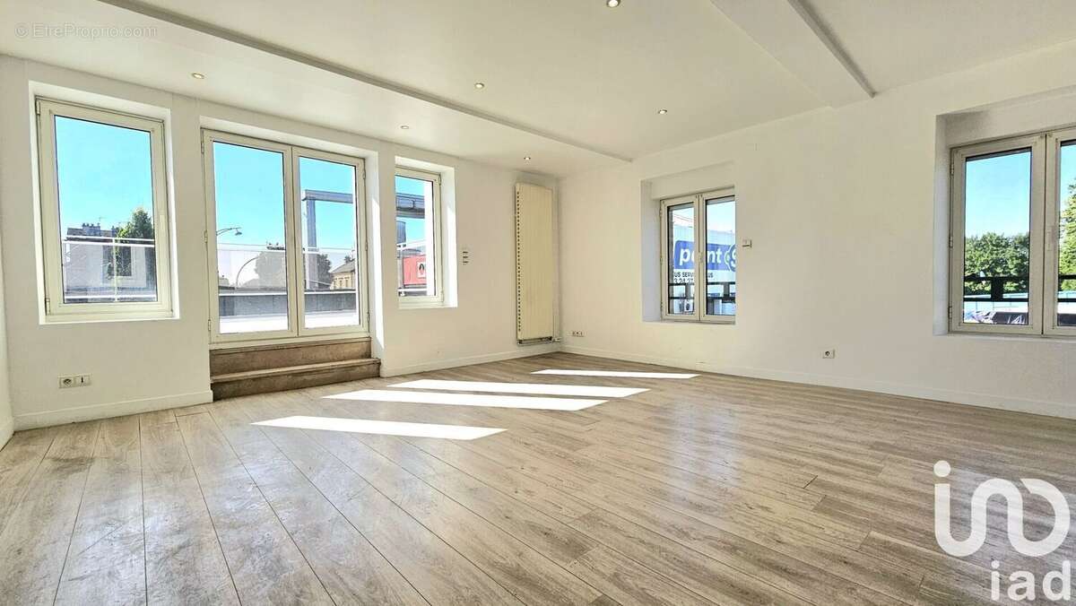 Photo 2 - Appartement à CHARLEVILLE-MEZIERES