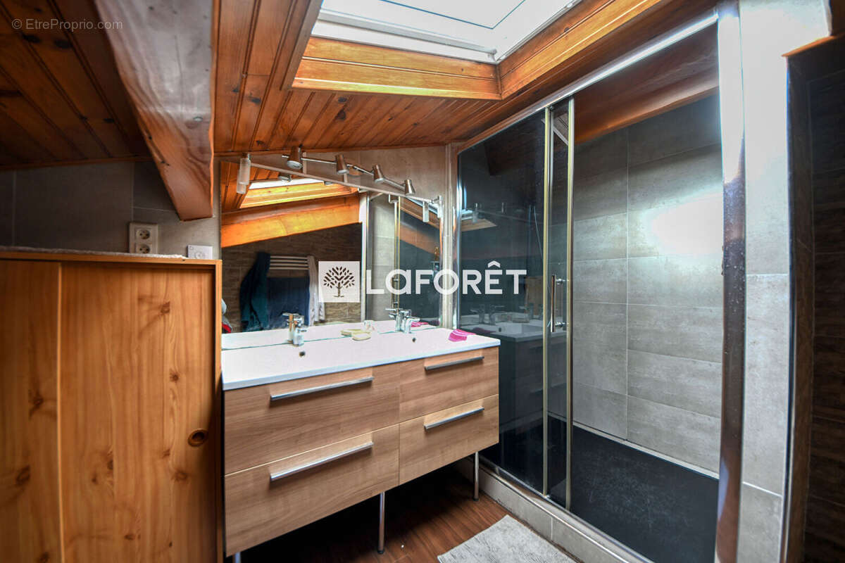 Maison à LISLE-SUR-TARN