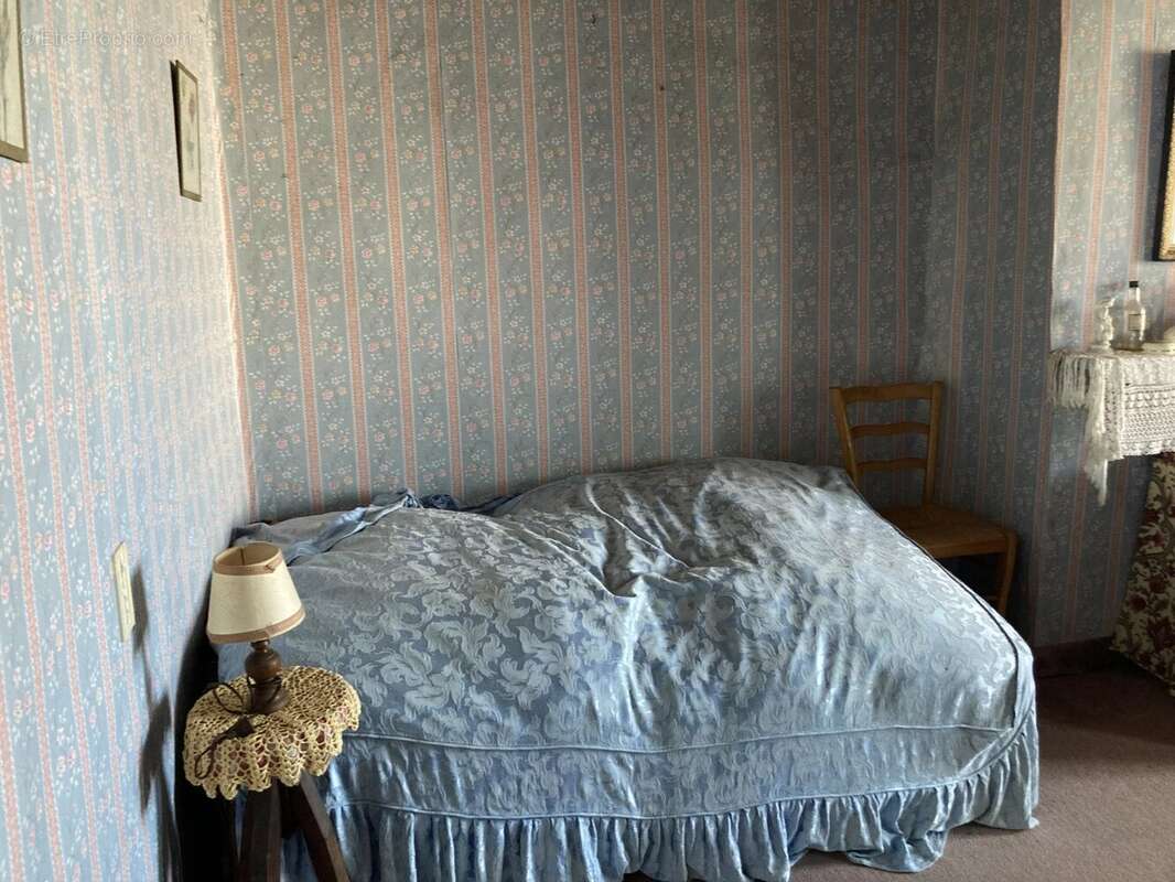 Appartement à MIALET