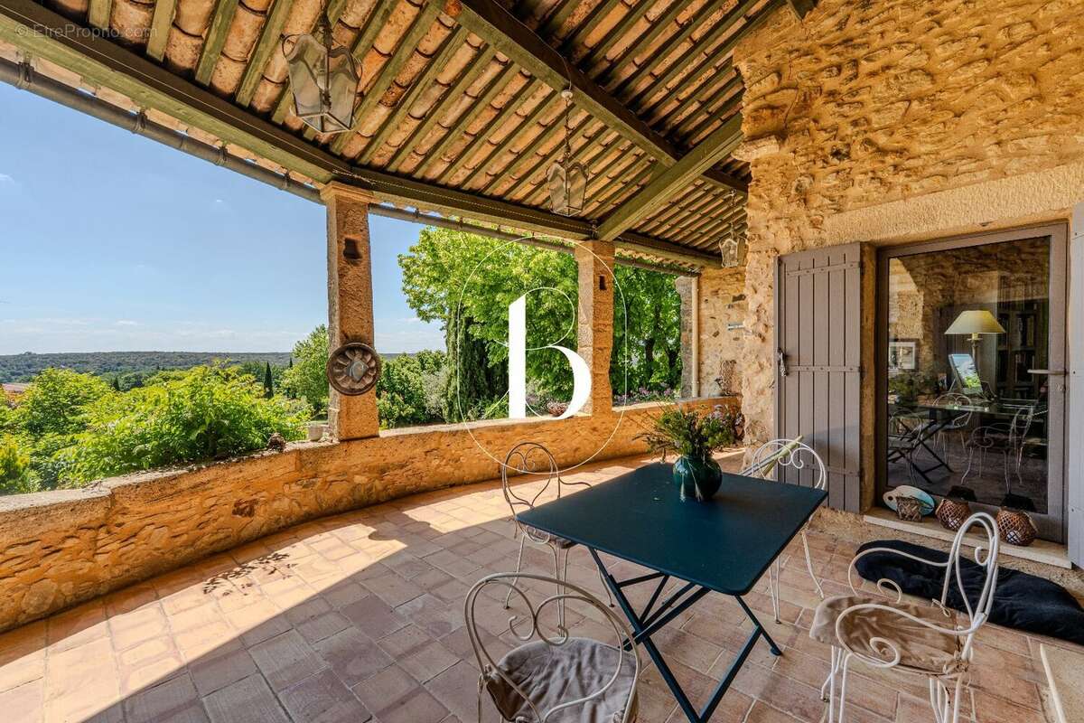 Maison à UZES