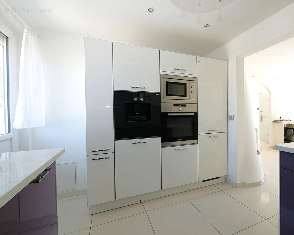 Maison à LE BLANC-MESNIL