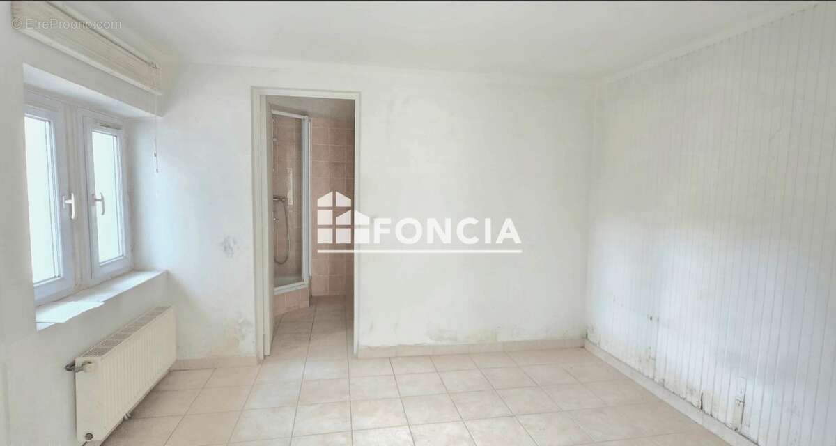 Maison à VAUCRESSON