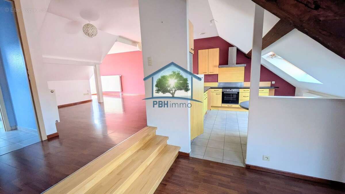 RIEDHEIM (67) - Appartement Duplex inversé F4/5 avec Terrasse, Cave et Parkings - photo 10