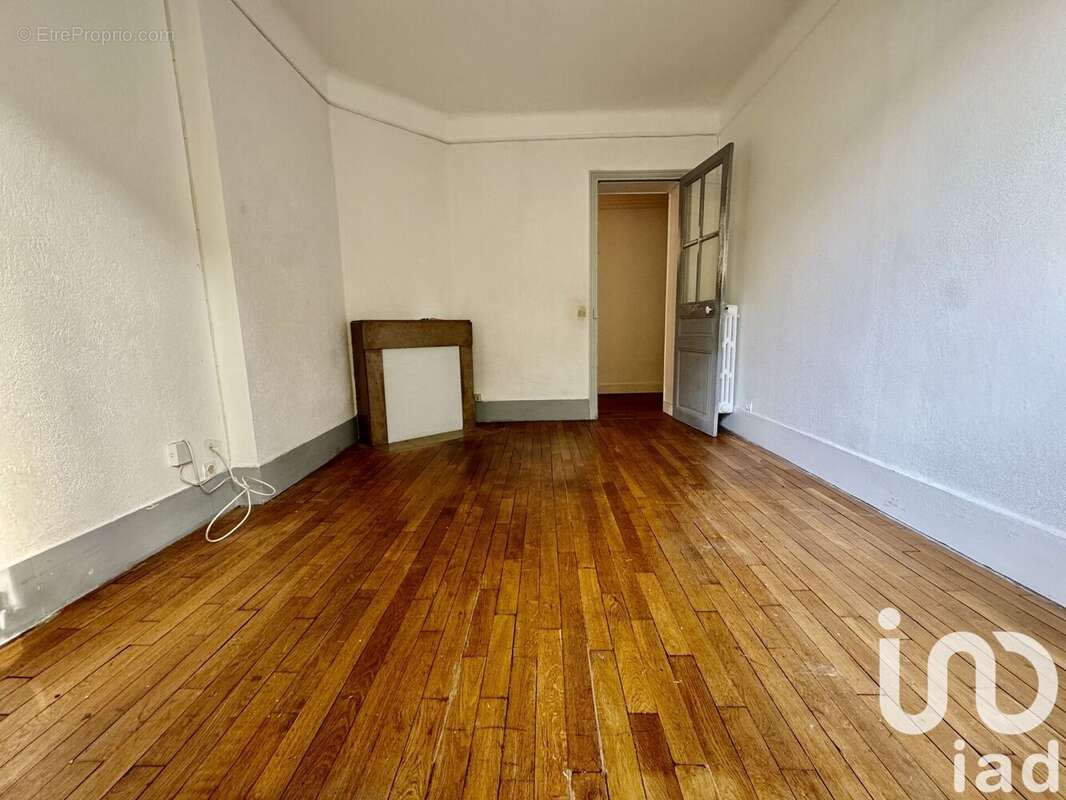 Photo 6 - Appartement à BOURG-LA-REINE