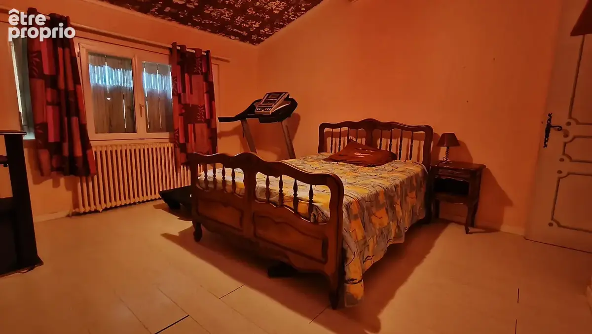 Propriété de caractère   Maison bourgeoise en pierre, dépendances et 2,5 hectares de terrain - photo 13