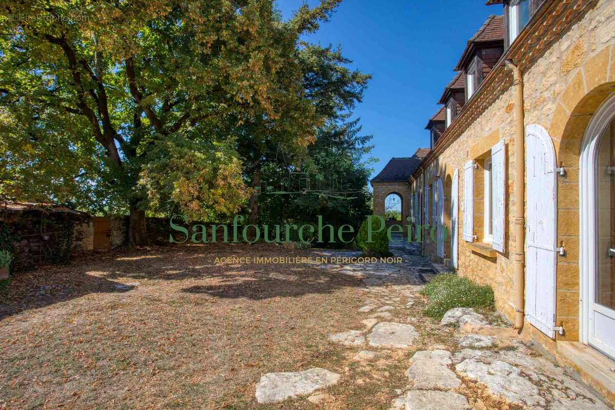 Maison à SARLAT-LA-CANEDA