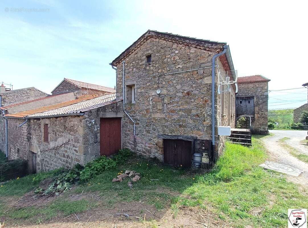 Maison à COLOMBIER-LE-VIEUX