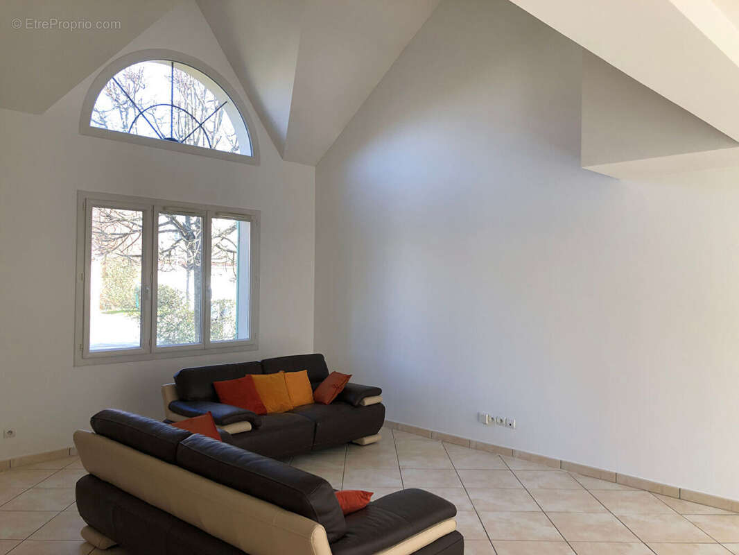 Maison à TOUSSUS-LE-NOBLE