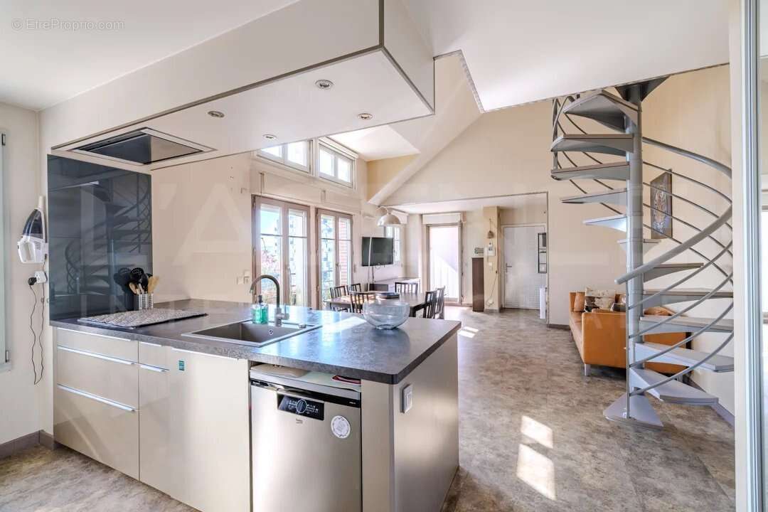 Appartement à SAINT-GERMAIN-EN-LAYE