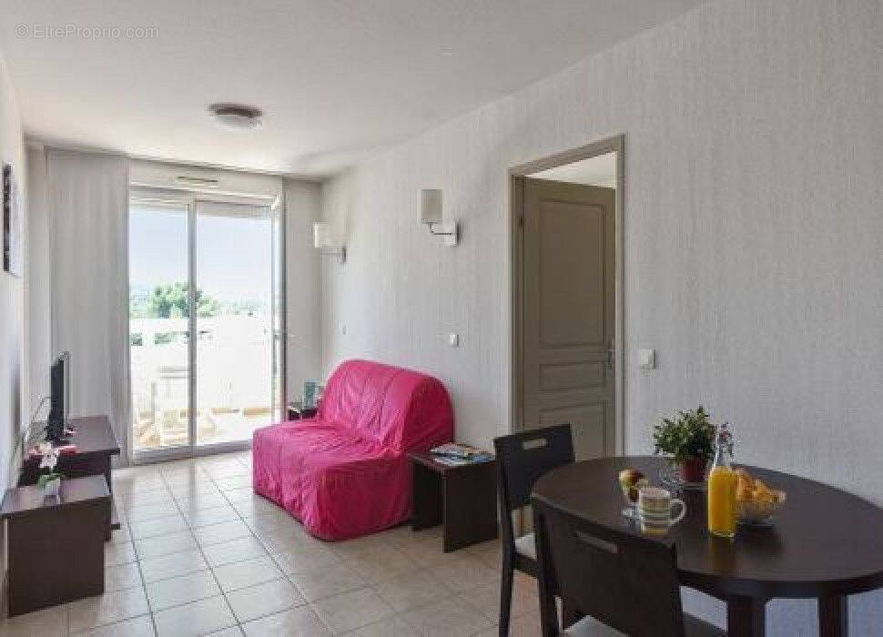 Appartement à SIX-FOURS-LES-PLAGES