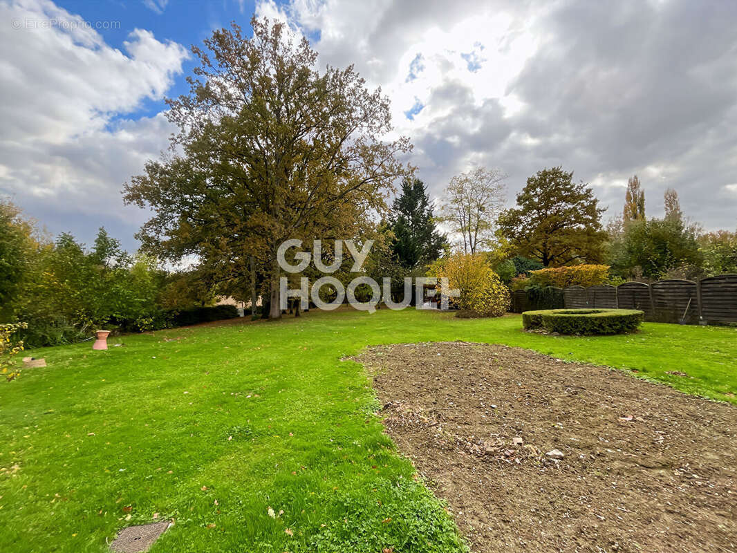 Maison à FONTENAY-TRESIGNY