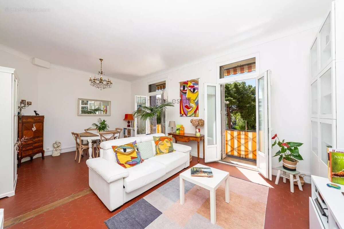 Cannes - appartement 4 pieces - grande terrasse - photo 5