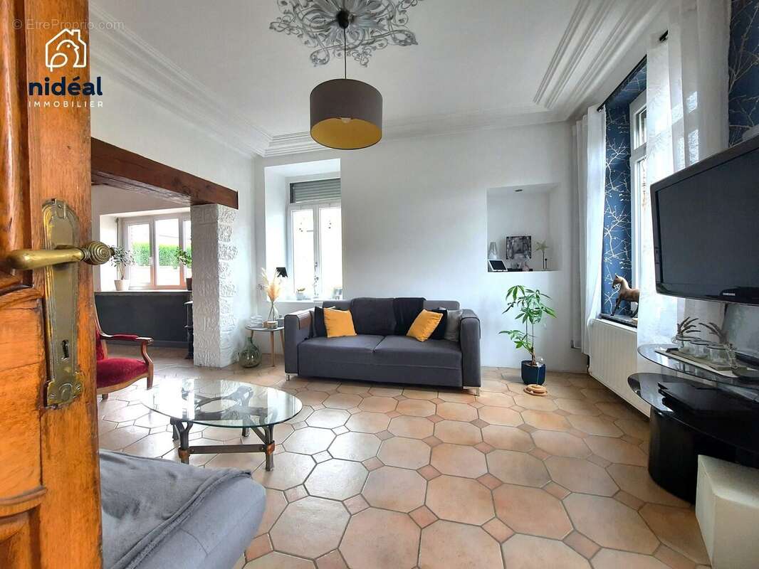 Maison à SAINS-DU-NORD