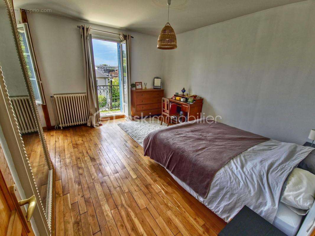 Maison Meulière à Villiers-sur-Marne : cachet, espace et luminosité _ Vidéo de présentation disponible - photo 21