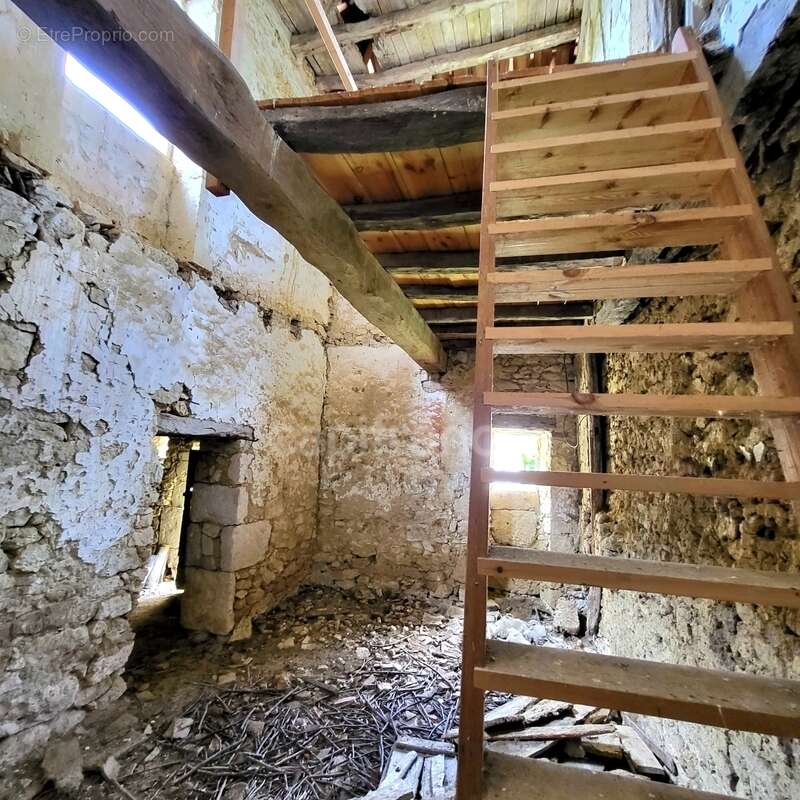 Maison à SAINT-CLAR