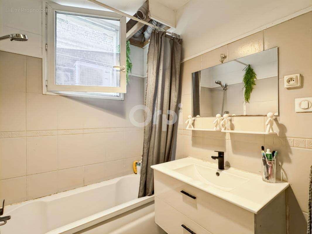 Appartement À Vendre - 4 chambres - Centre-ville - photo 7