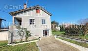 Maison à NEUVIC