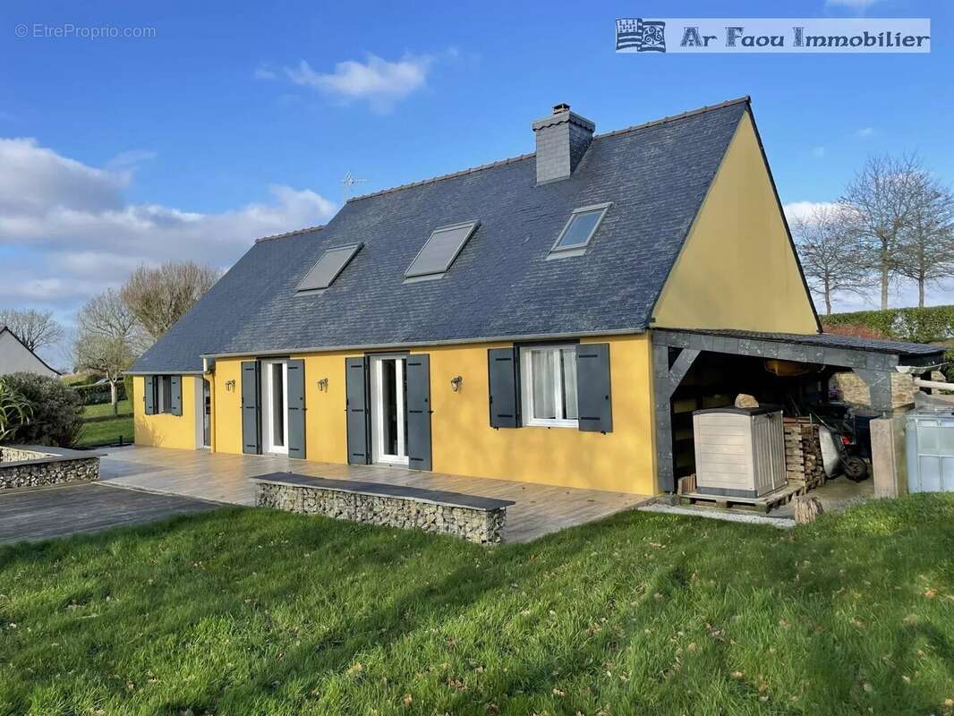 Maison à ROSNOEN