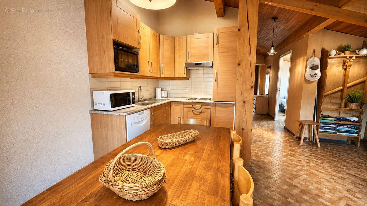 Penthouse à rénover avec garage et cheminée - photo 2
