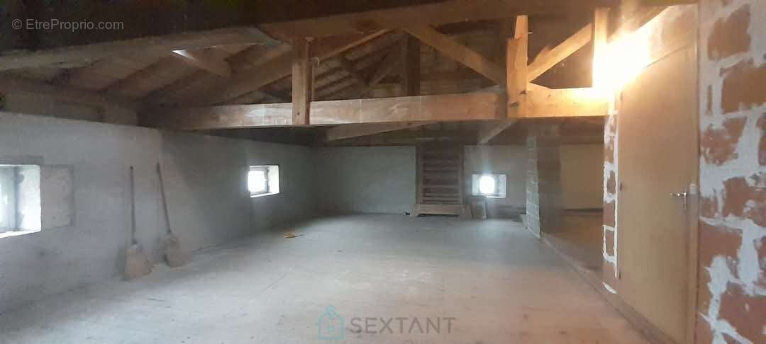 Maison à SAINT-AULAYE