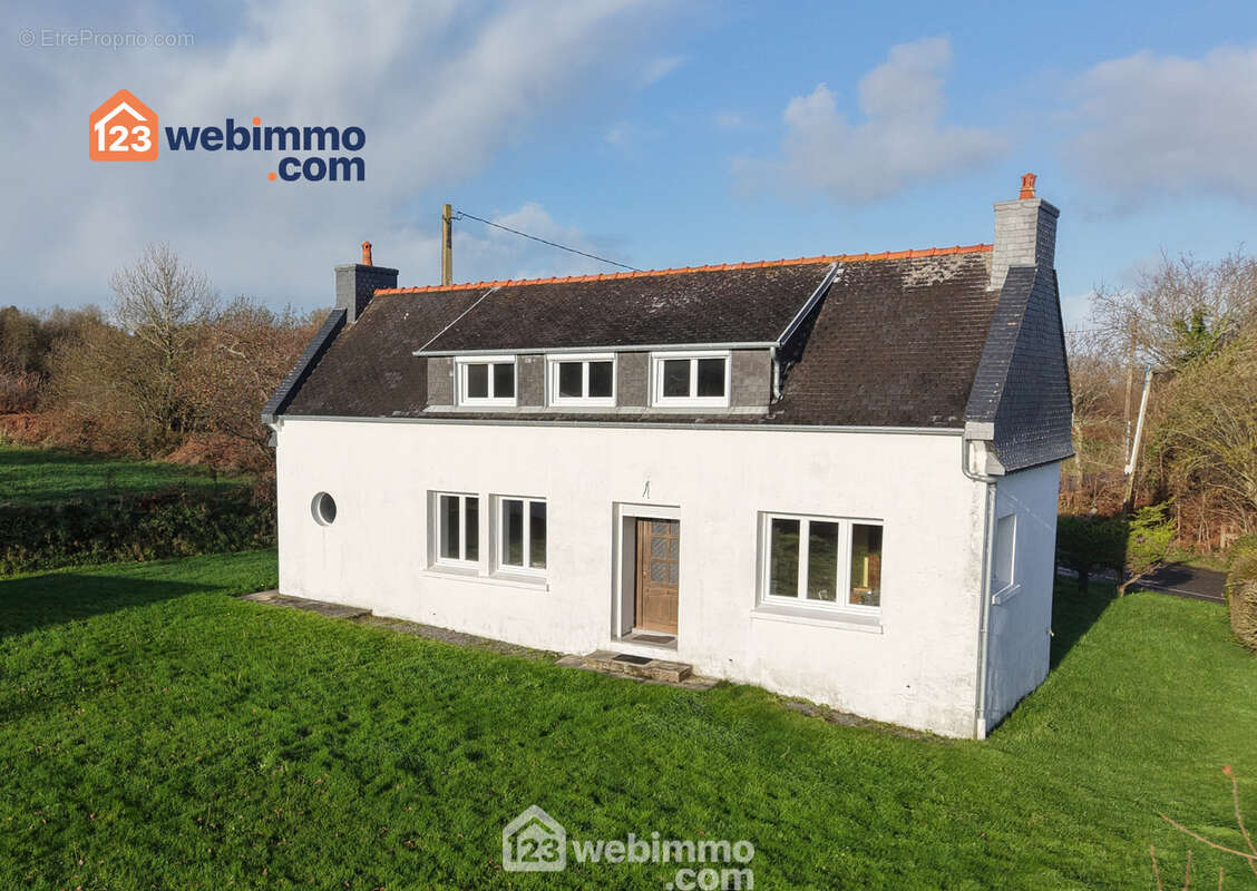 Maison 91 m² à Tredrez-Locquemeau  - photo 2
