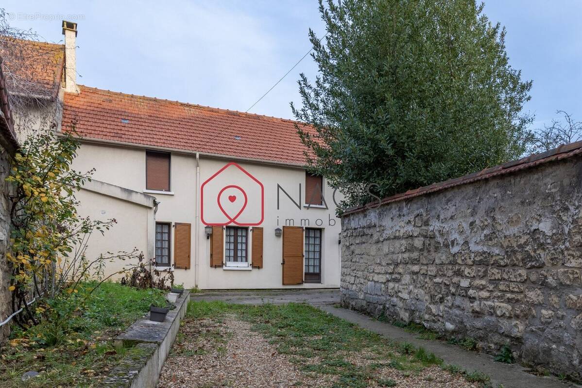 Maison à ACHERES