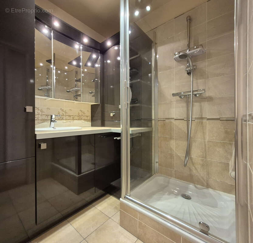 Appartement à THIAIS