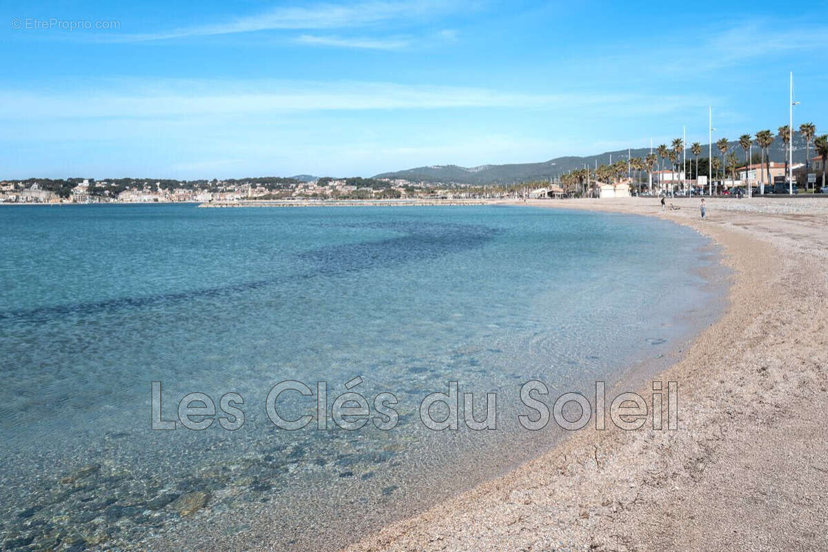 Appartement à SIX-FOURS-LES-PLAGES