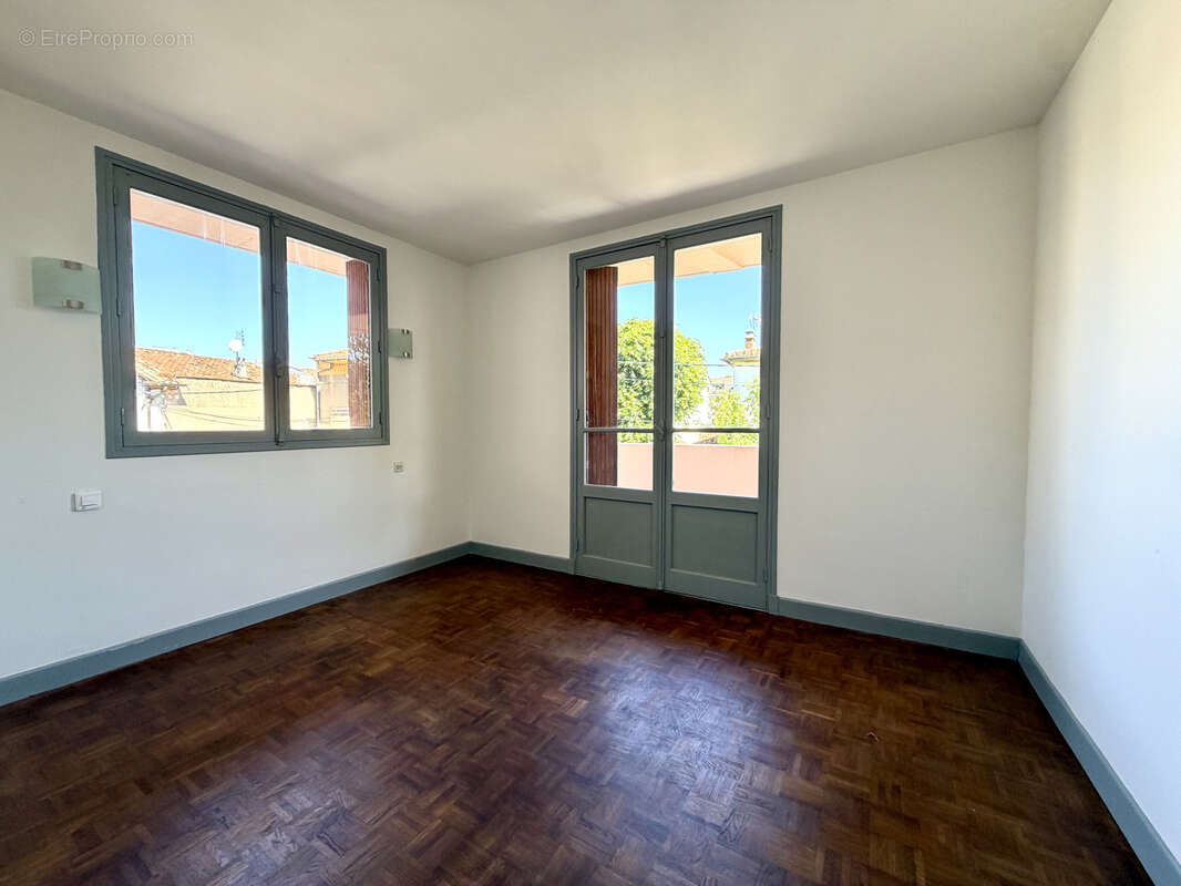 Appartement à CARCASSONNE