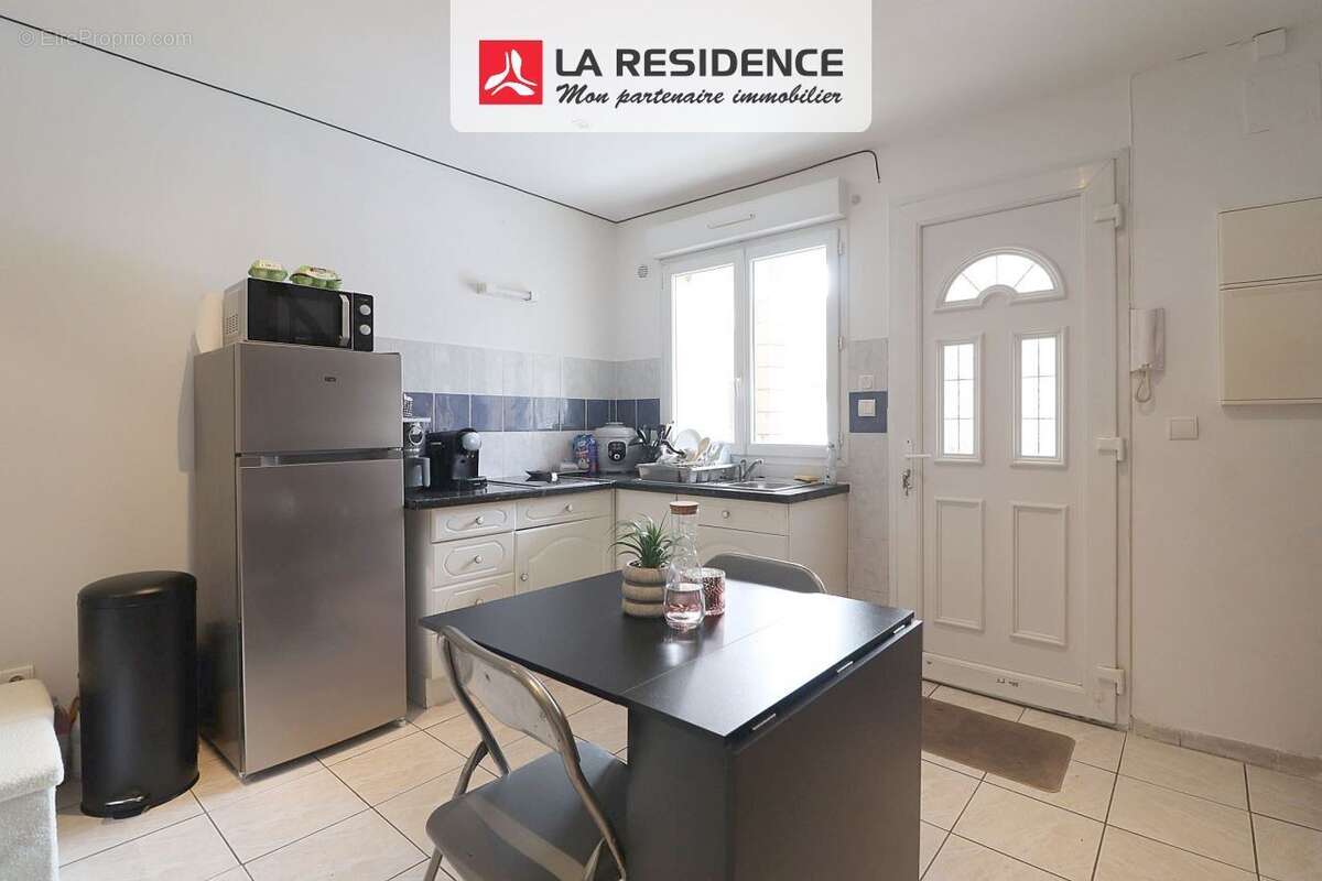 Appartement à MAURECOURT