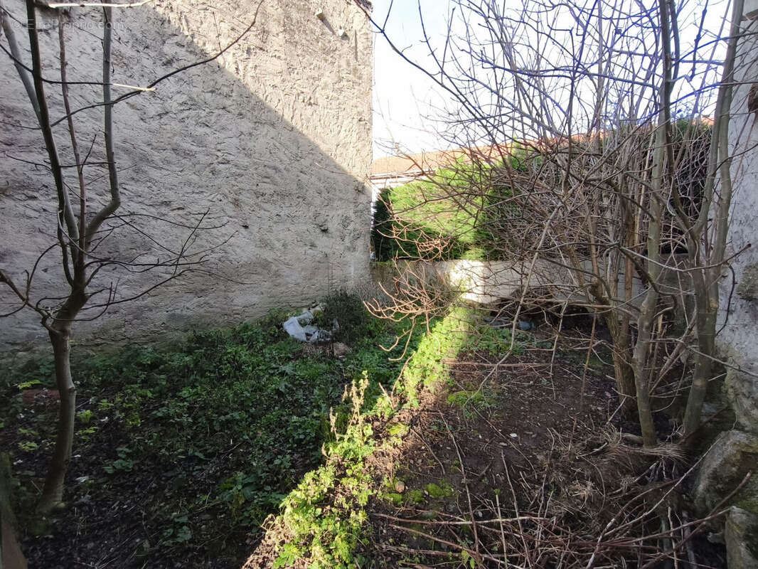 Photo 8 - Maison à ROZIER-COTES-D'AUREC