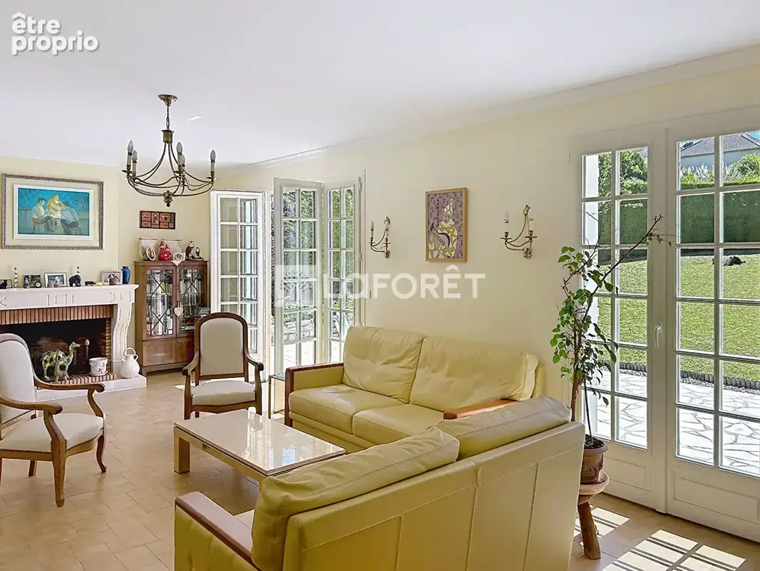 Maison familiale centre Orgeval 8 pièce(s) 162 m2 sous sol total - photo 5