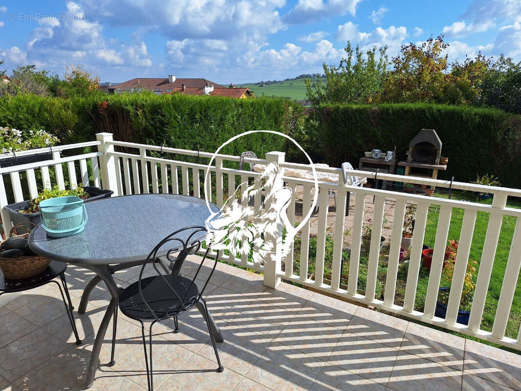 Appartement à MACHEREN