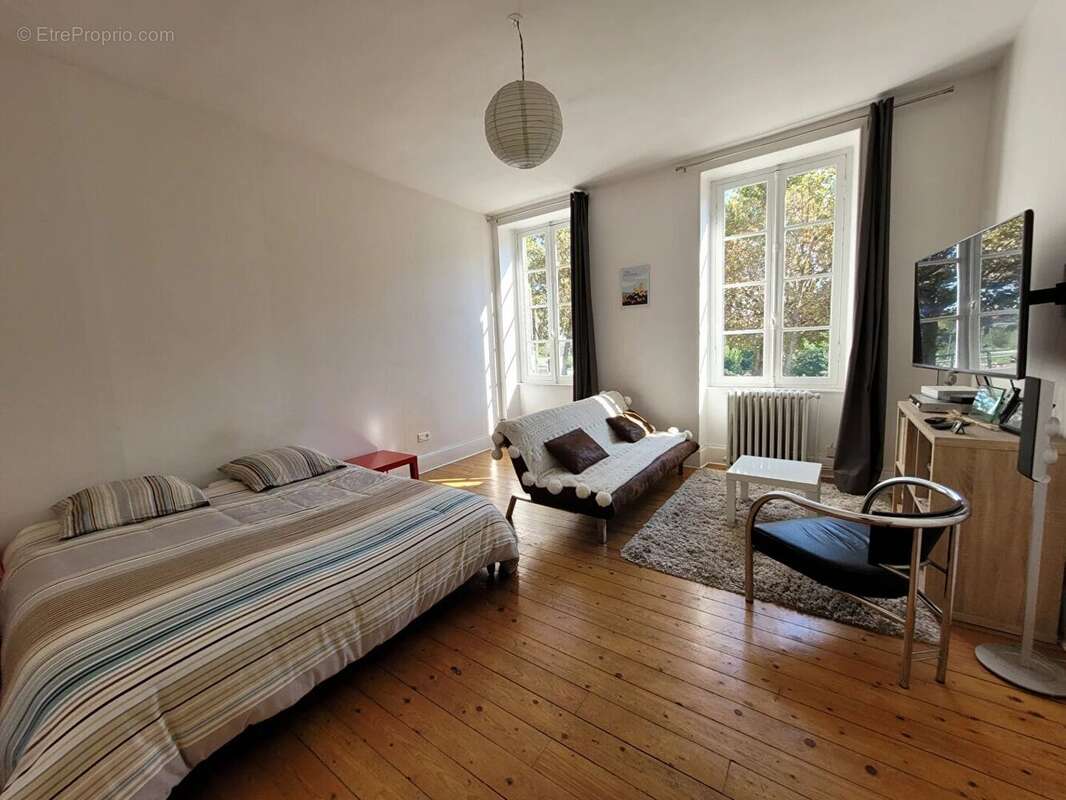 Appartement à SAINT-POURCAIN-SUR-SIOULE