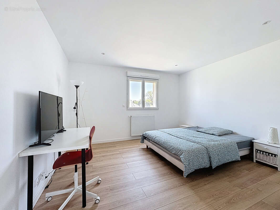 Maison à MONTIGNY-SUR-VESLE