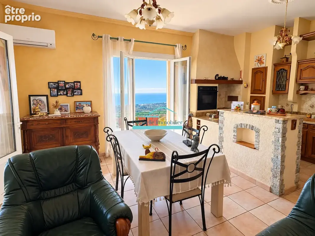 Appartement T5 110 m2 avec jardins, vue mer et garage à Cervioni - photo 2