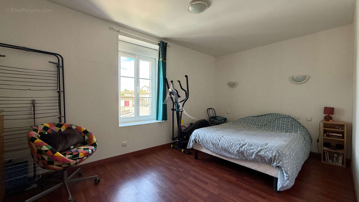 Maison à BELLEVILLE-SUR-VIE