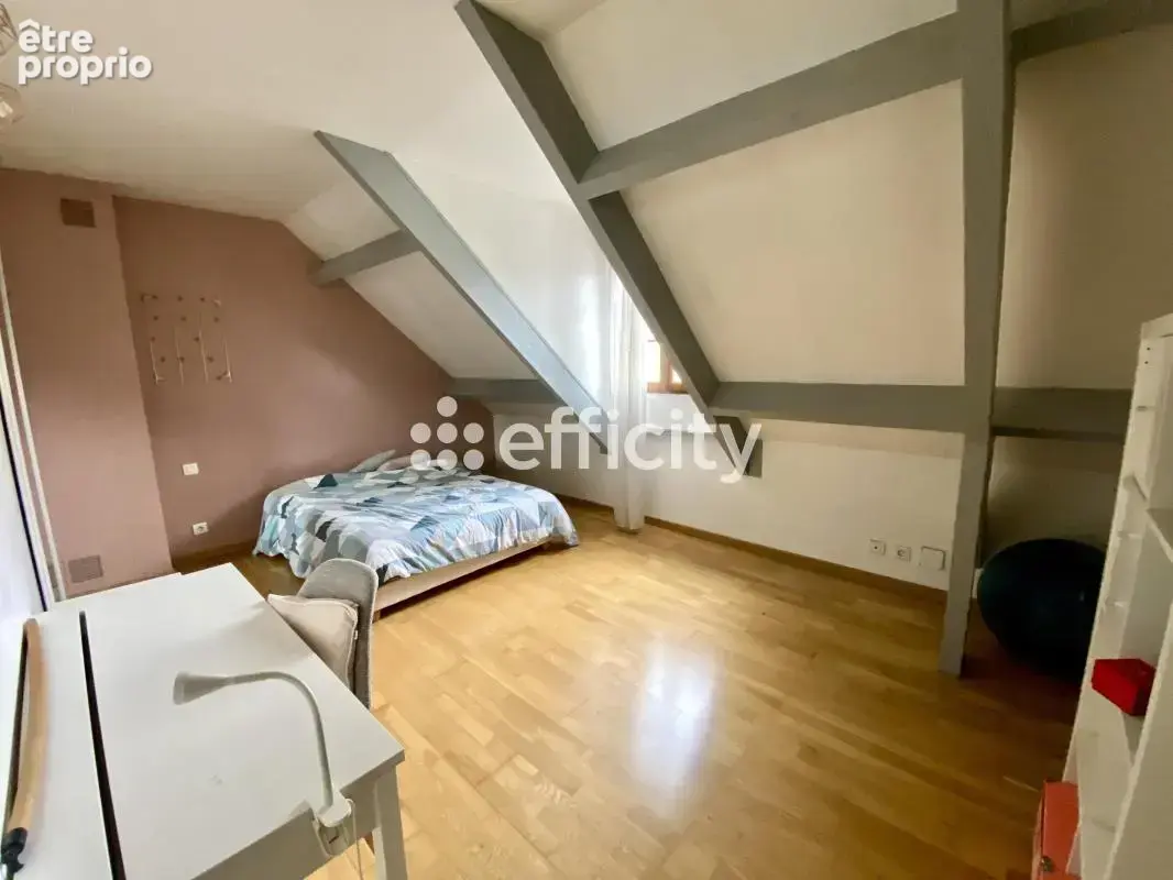 Maison 118 m² à Livry-Gargan  - photo 10