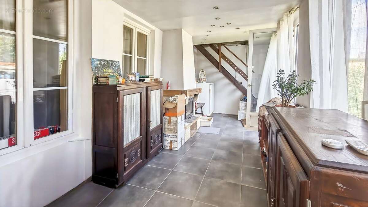  Charmante maison  avec jardin , véranda  & grenier aménageable  – Écoles  et commerces  à pied ‍ ! - photo 5