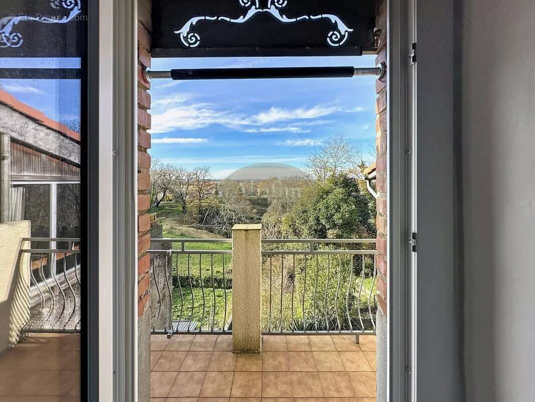 Appartement à MONLEON-MAGNOAC