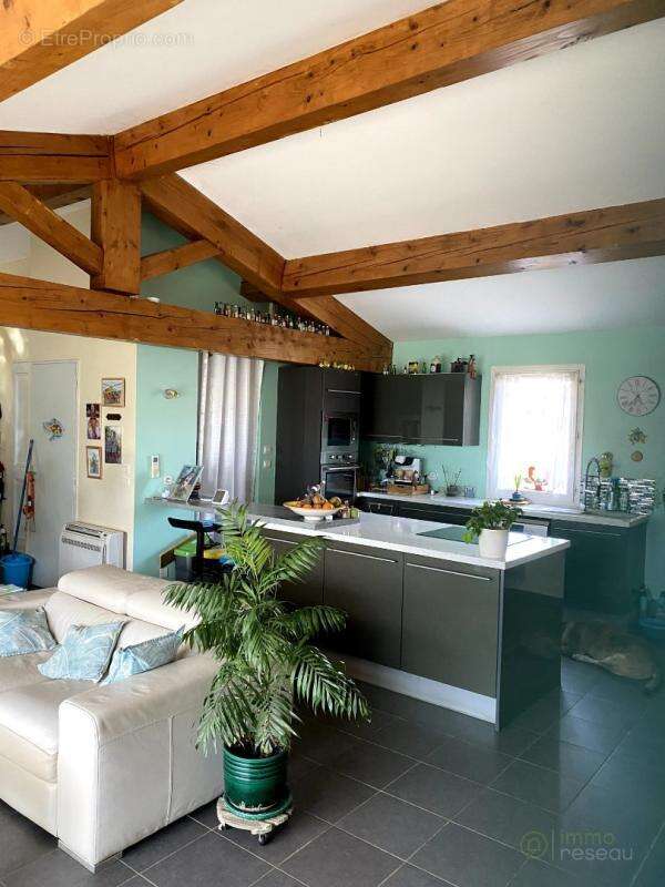 Maison à MONTAUROUX