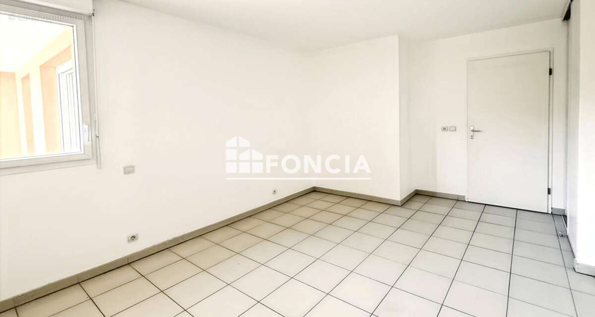 Appartement à BUSSY-SAINT-GEORGES