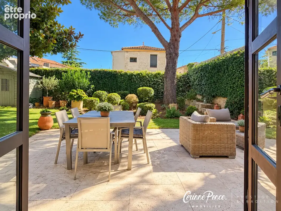 Maison vigneronne du XIXᵉ siècle de 283m2 avec piscine à Générac C.PONCE IMMOBILIER - photo 3