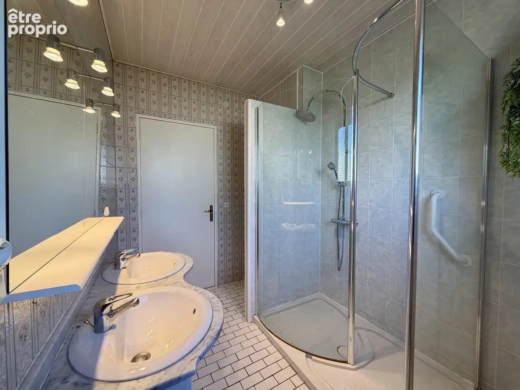 Jolie maison plain-pied 123 m2  4 chambres au calme - photo 10
