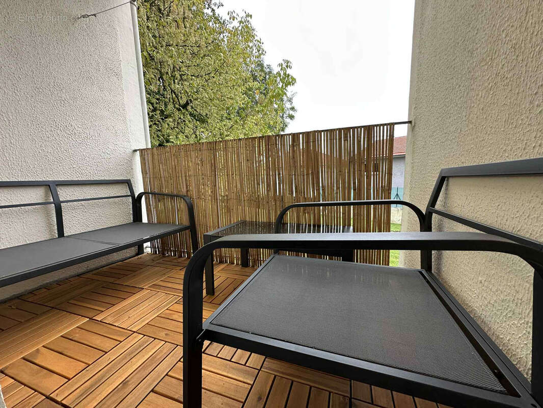 Appartement à ROSIERES-AUX-SALINES