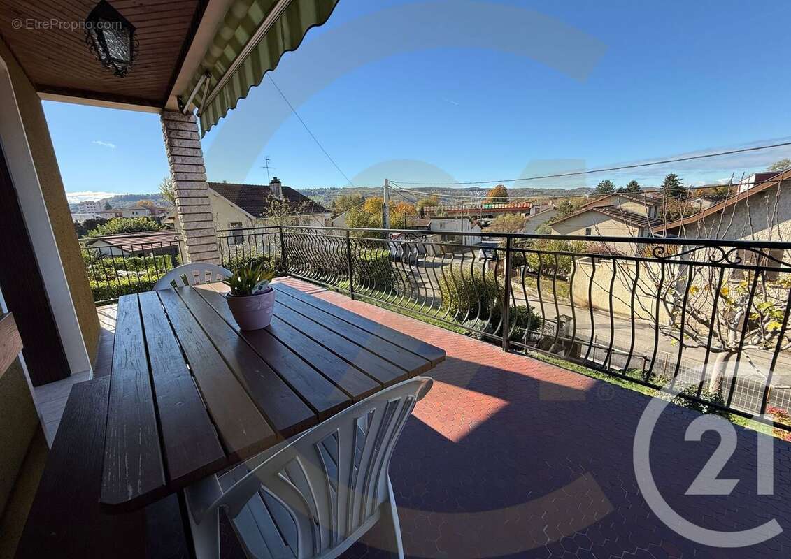 Maison à BOURGOIN-JALLIEU